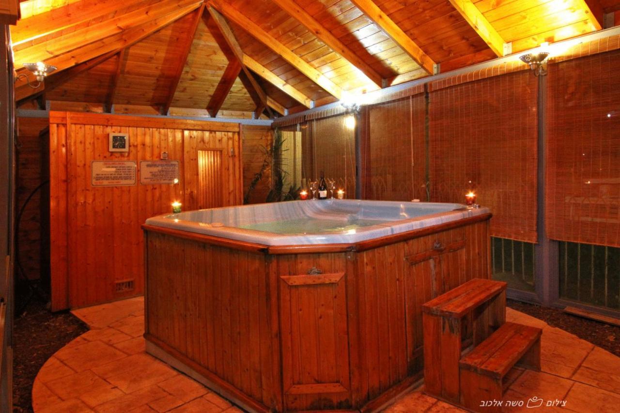 Golan Rooms At Sagi Family Country Lodging Ramot Exterior photo